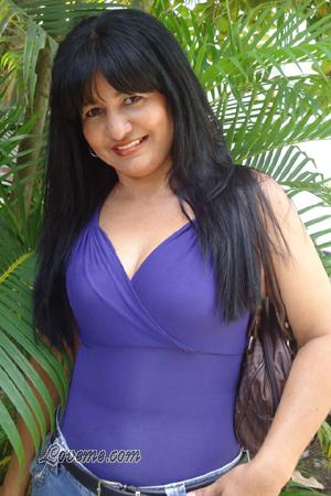 137700 - Berna del Rosario Age: 55 - Colombia