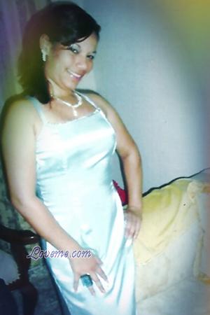 139649 - Julia Age: 37 - Dominican Republic