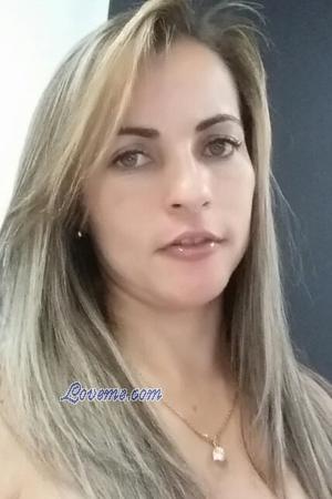 152732 - Emilce Age: 47 - Colombia