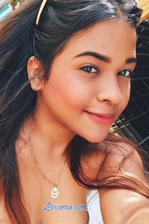 179042 - Dayana Age: 25 - Colombia