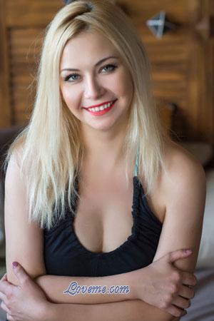 182272 - Anna Age: 36 - Ukraine