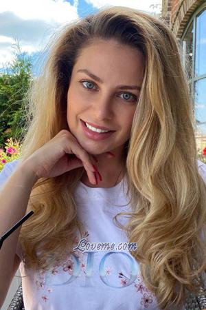 196788 - Julia Age: 36 - Russia