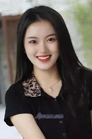 202560 - Xiaoqin Age: 20 - China