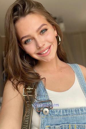 203190 - Anna Age: 26 - Russia