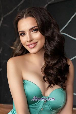 211000 - Kate Age: 26 - Ukraine