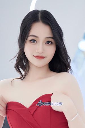 214487 - Zhihui Age: 21 - China