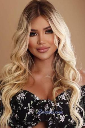 215539 - Julieth Age: 39 - Brazil