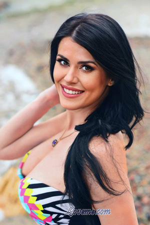 215709 - Yuliia Age: 39 - Ukraine