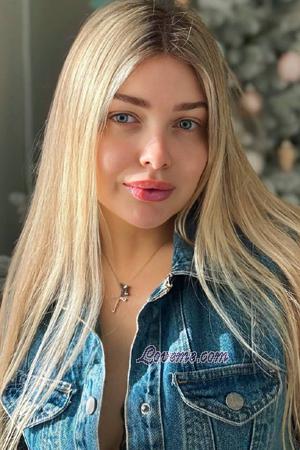 221526 - Anastasia Age: 28 - Ukraine