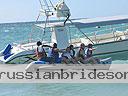 cartagena-women-boat-1104-41