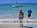 cartagena-women-boat-1104-59